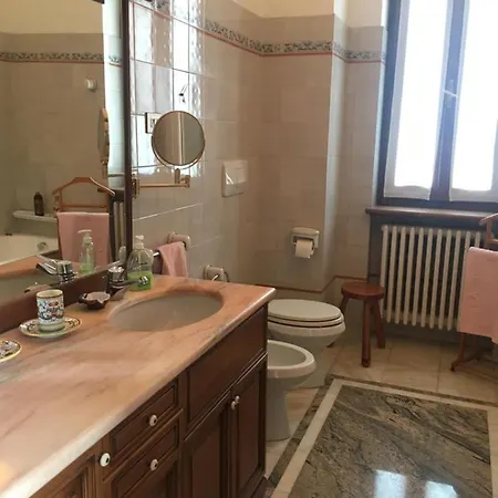 B&B Les Fleurettes Lomazzo Exterior photo